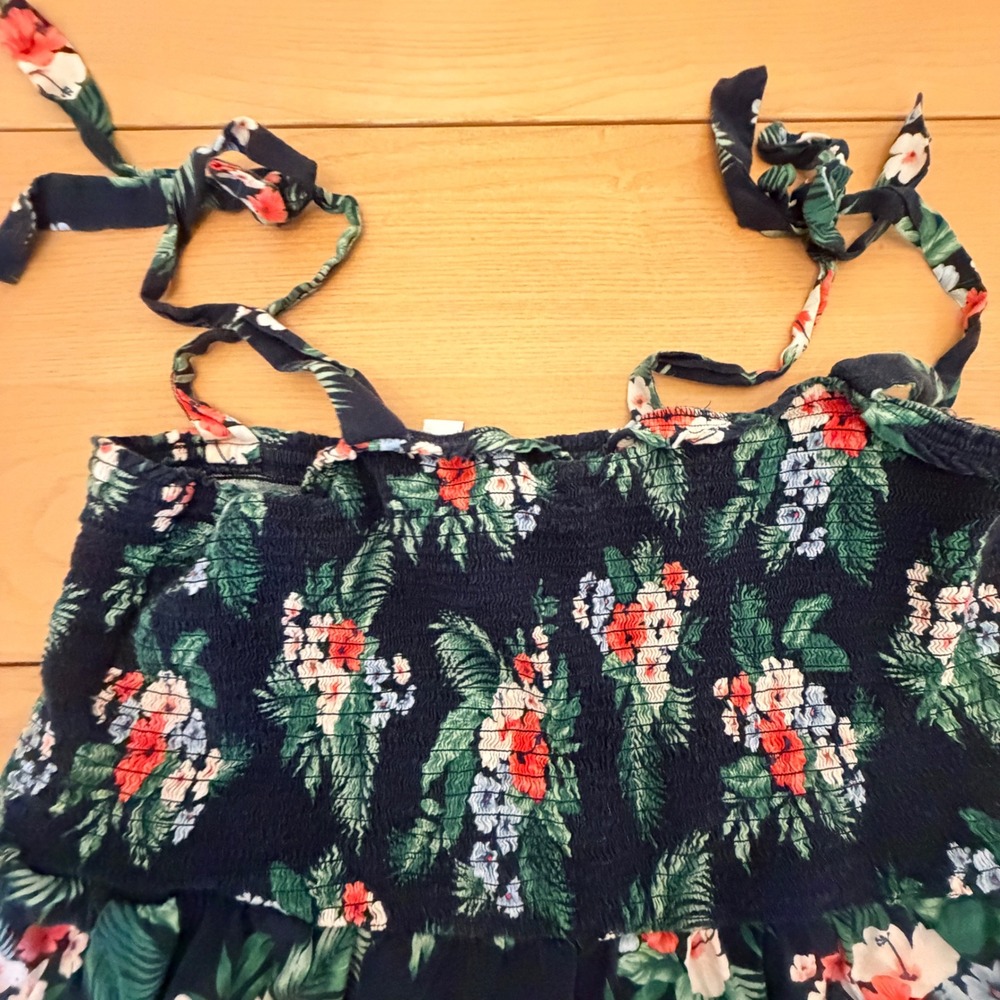 Old Navy Floral Smocked Romper Women XXL Stretch Tropical Beachy Cottagecore - Picture 3 of 6